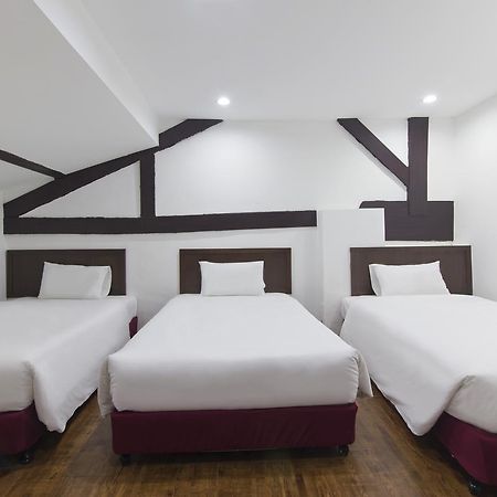 Charlies Boutique Hotel George Town Extérieur photo