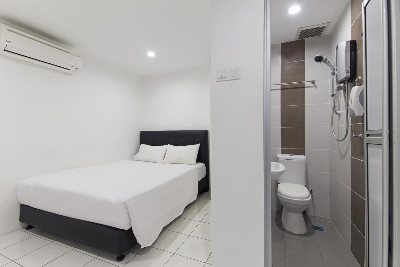 Charlies Boutique Hotel George Town Extérieur photo