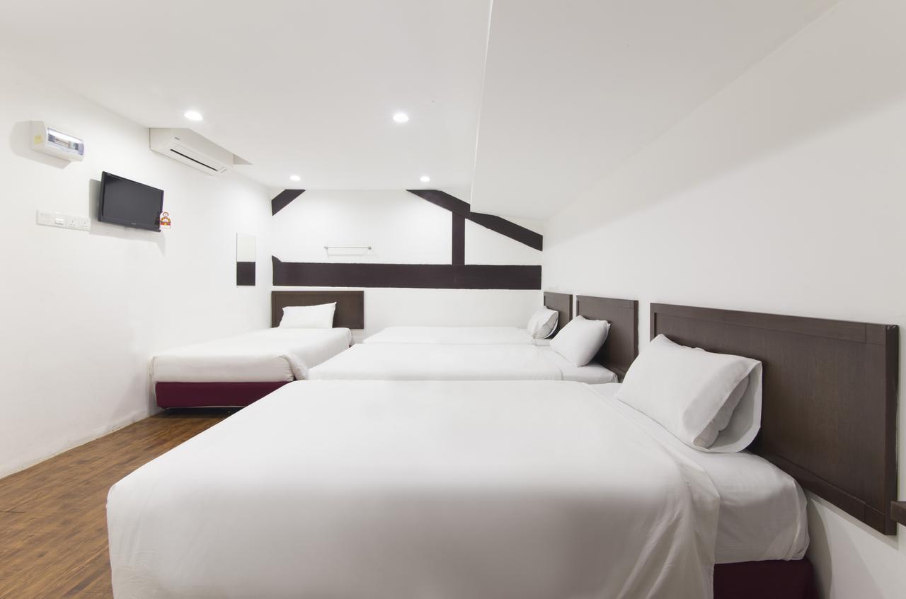 Charlies Boutique Hotel George Town Extérieur photo